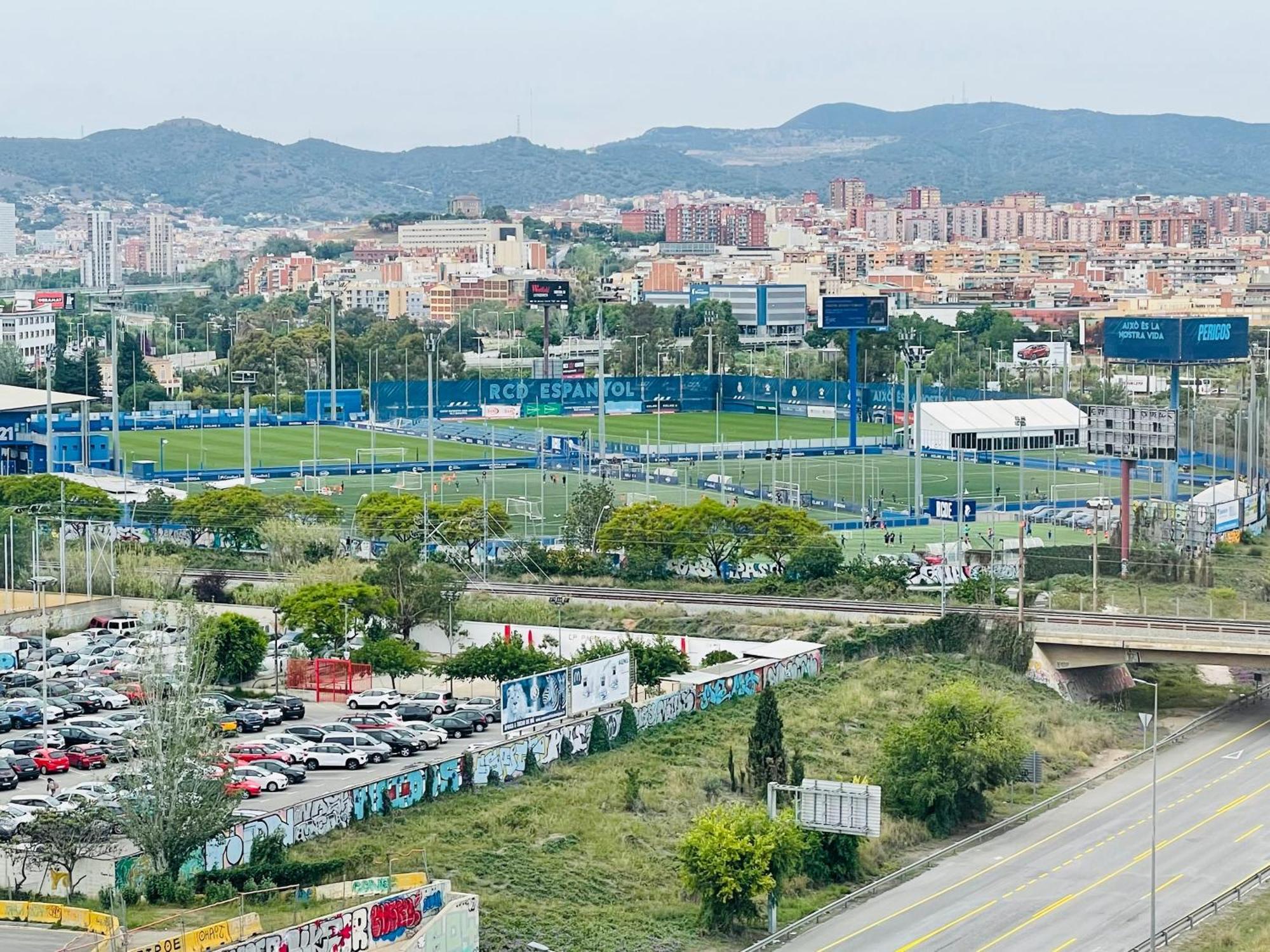 شقة Barca 1 سان أدريان دي بيزوس المظهر الخارجي الصورة